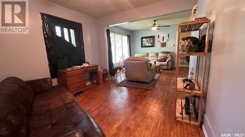 301 3Rd Street, Wakaw, SK - Indoor Photo Showing Living Room