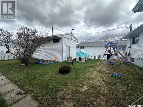 705 Katrusik Avenue, Bienfait, SK - Outdoor