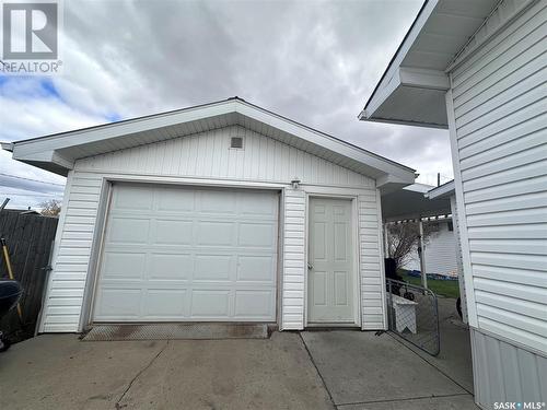 705 Katrusik Avenue, Bienfait, SK - Outdoor With Exterior