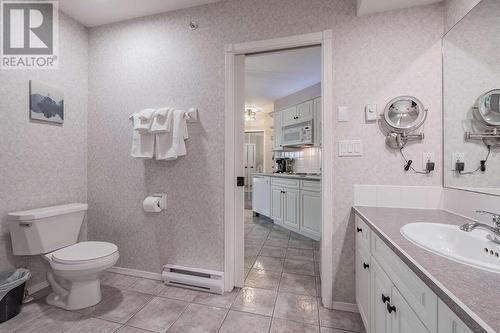 5052 Riverview Road Unit# 5009B, Fairmont Hot Springs, BC - Indoor Photo Showing Bathroom