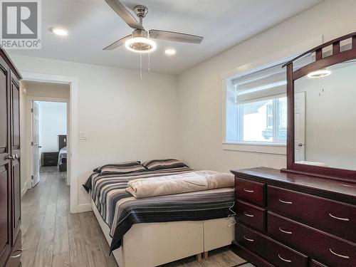 834 School Avenue, Oliver, BC - Indoor Photo Showing Bedroom