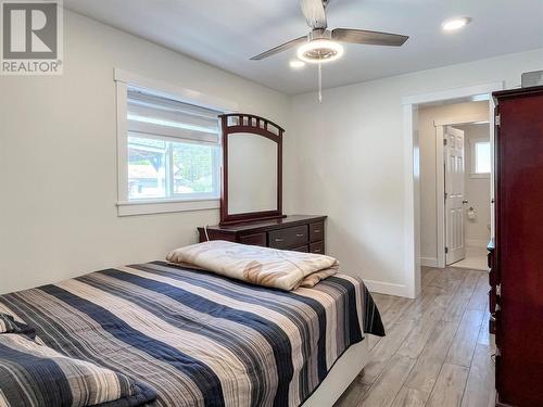 834 School Avenue, Oliver, BC - Indoor Photo Showing Bedroom