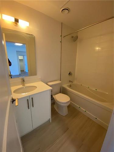 4 Kimberley Lane|Unit #121, Collingwood, ON - Indoor Photo Showing Bathroom
