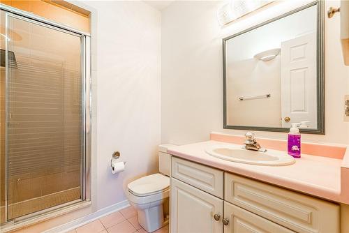 3402 Frederick Avenue|Unit #8, Vineland, ON - Indoor Photo Showing Bathroom