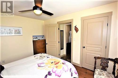 459 Ibis Avenue, Vernon, BC - Indoor Photo Showing Bedroom