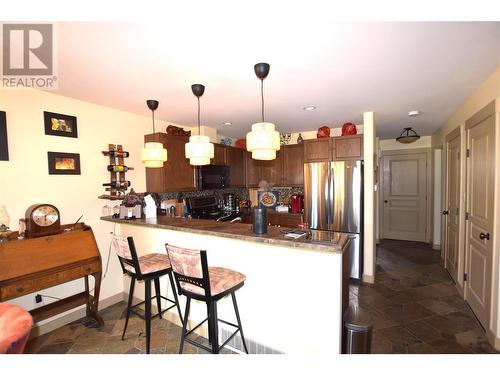 459 Ibis Avenue, Vernon, BC - Indoor Photo Showing Kitchen
