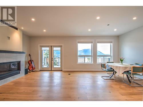 760 16 Street Se, Salmon Arm, BC - Indoor Photo Showing Other Room With Fireplace