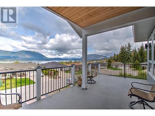 760 16 Street Se, Salmon Arm, BC - Outdoor With View With Exterior