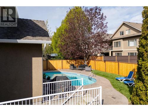 868 Arbor View Drive, Kelowna, BC - Outdoor With In Ground Pool