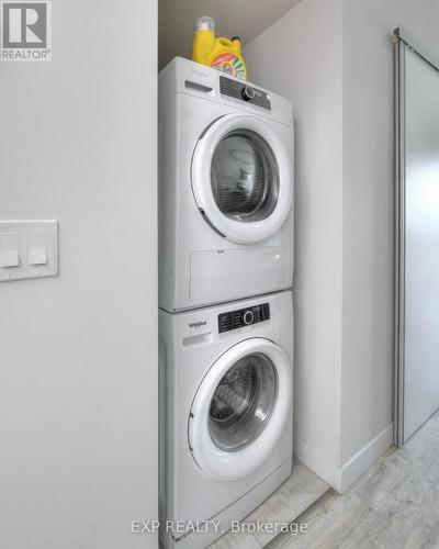 607 - 257 Hemlock Street, Waterloo, ON - Indoor Photo Showing Laundry Room