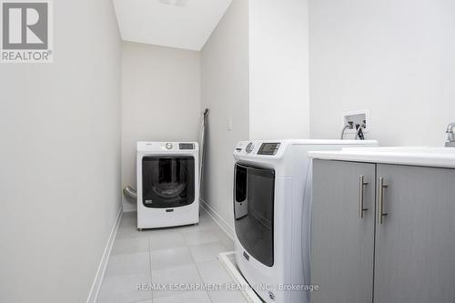 132 Drexler Avenue, Guelph/Eramosa, ON - Indoor Photo Showing Laundry Room
