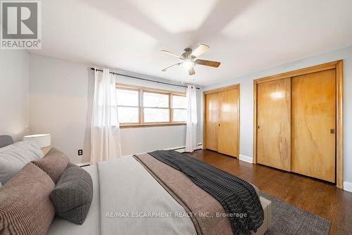 63 Deerhurst Road, Hamilton, ON - Indoor Photo Showing Bedroom