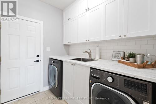 242 East Rivertrace Walk, London, ON - Indoor Photo Showing Laundry Room