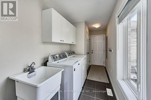 714 Victoria Road N, Guelph, ON - Indoor Photo Showing Laundry Room