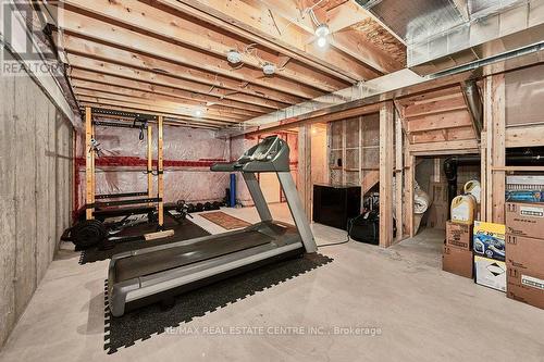 714 Victoria Road N, Guelph, ON - Indoor Photo Showing Basement