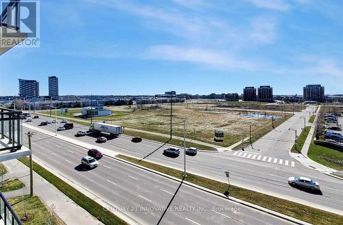 516 - 102 Grovewood Common, Oakville, ON - Outdoor With View