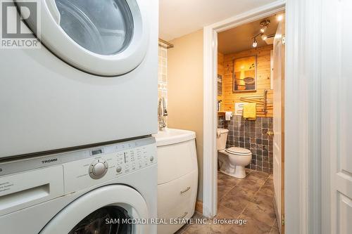 1500 Trenholme Drive, Mississauga, ON - Indoor Photo Showing Laundry Room