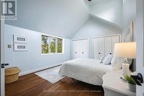 25 Tweedle Street, Halton Hills, ON - Indoor Photo Showing Bedroom