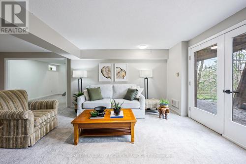 25 Tweedle Street, Halton Hills, ON - Indoor Photo Showing Living Room