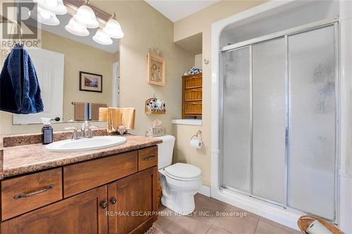 889 Ridgewood Drive, Woodstock, ON - Indoor Photo Showing Bathroom