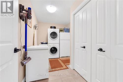 889 Ridgewood Drive, Woodstock, ON - Indoor Photo Showing Laundry Room