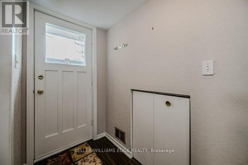 4026 Flemish Dr, Burlington, ON - Indoor Photo Showing Other Room
