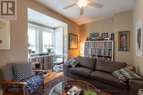 56 Riverview Avenue, London, ON - Indoor Photo Showing Living Room