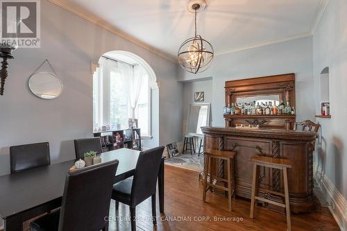 56 Riverview Avenue, London, ON - Indoor Photo Showing Dining Room