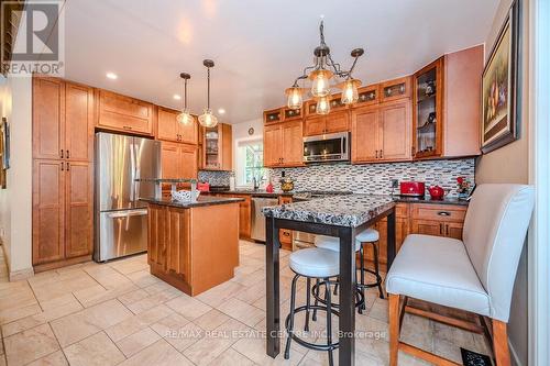 20 Ash Street, Guelph/Eramosa, ON - Indoor Photo Showing Kitchen With Upgraded Kitchen