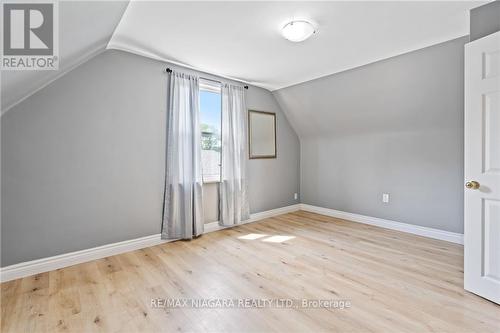 82 Booth Street, St. Catharines, ON - Indoor Photo Showing Other Room