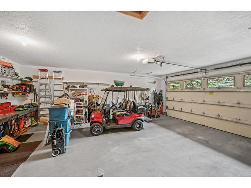 4850 Holland Creek Ridge Road, Windermere, BC - Indoor Photo Showing Garage