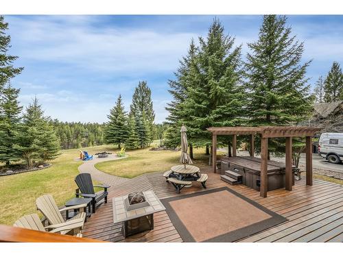 4850 Holland Creek Ridge Road, Windermere, BC - Outdoor With Deck Patio Veranda