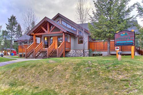 4850 Holland Creek Ridge Road, Windermere, BC - Outdoor With Deck Patio Veranda
