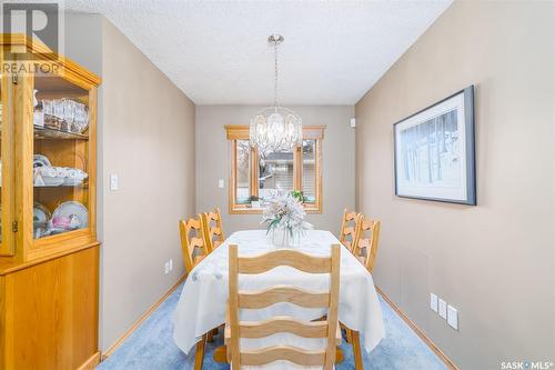 1611 Arlington Avenue, Saskatoon, SK - Indoor Photo Showing Dining Room