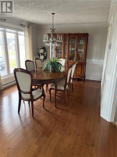 65 Des Champs Street, Lamèque, NB - Indoor Photo Showing Dining Room