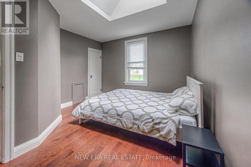 7 Richmond Avenue, Kitchener, ON - Indoor Photo Showing Bedroom