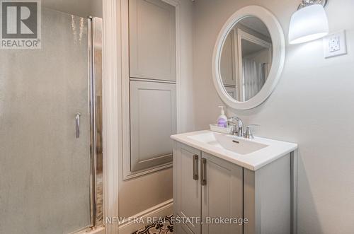 7 Richmond Avenue, Kitchener, ON - Indoor Photo Showing Bathroom