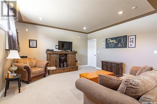 415 Faldo Crescent, Warman, SK - Indoor Photo Showing Living Room