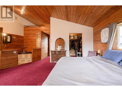 956 Barber Road, Clearwater, BC - Indoor Photo Showing Bedroom