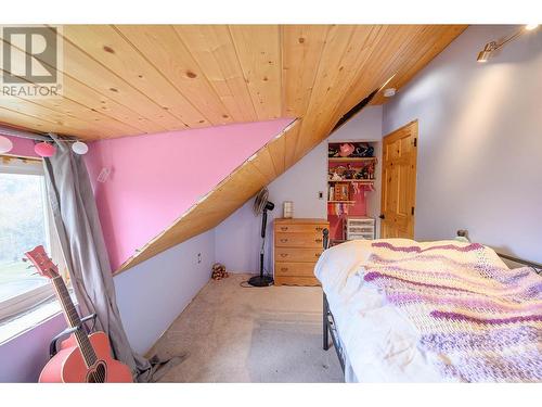 956 Barber Road, Clearwater, BC - Indoor Photo Showing Bedroom