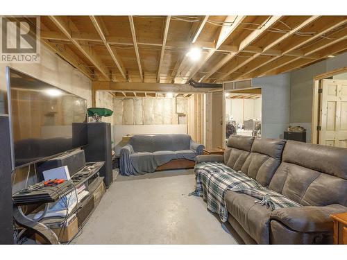 956 Barber Road, Clearwater, BC - Indoor Photo Showing Basement