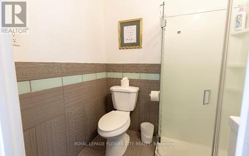 2 - 8837 Mississauga Road, Brampton, ON - Indoor Photo Showing Bathroom