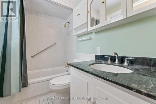 560 Westover Road, Hamilton, ON - Indoor Photo Showing Bathroom