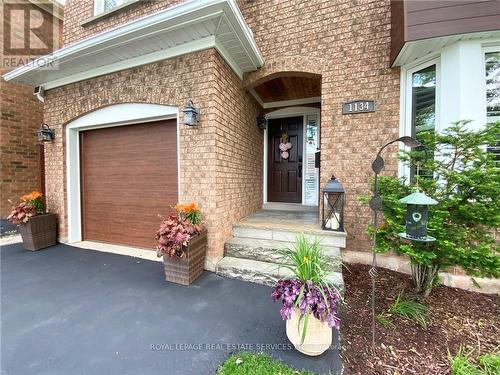 1134 Glen Valley Road, Oakville (West Oak Trails), ON - Outdoor