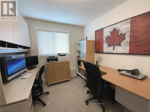 1134 Glen Valley Road, Oakville (West Oak Trails), ON - Indoor Photo Showing Office