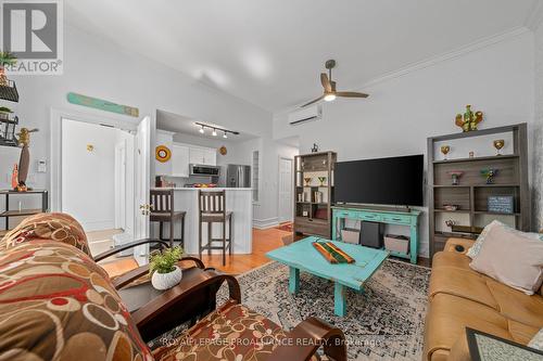 206 - 10 Patterson Street, Belleville, ON - Indoor Photo Showing Living Room