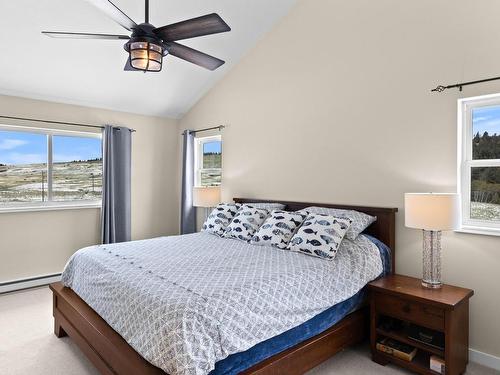 4860 Jackson Road, Kamloops, BC - Indoor Photo Showing Bedroom