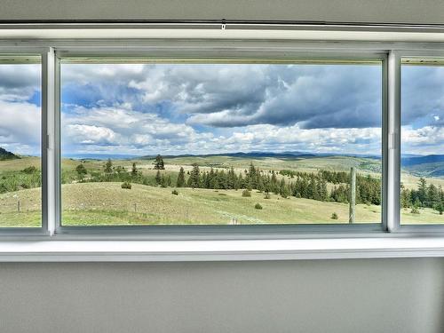 4860 Jackson Road, Kamloops, BC - Indoor Photo Showing Other Room