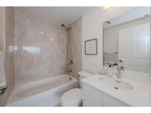 417-1 Wellington St, Brantford, ON - Indoor Photo Showing Bathroom