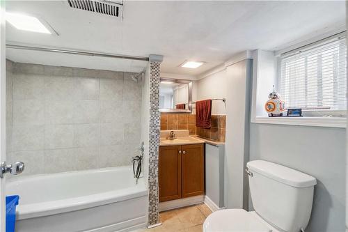 67 Graham Avenue N, Hamilton, ON - Indoor Photo Showing Bathroom